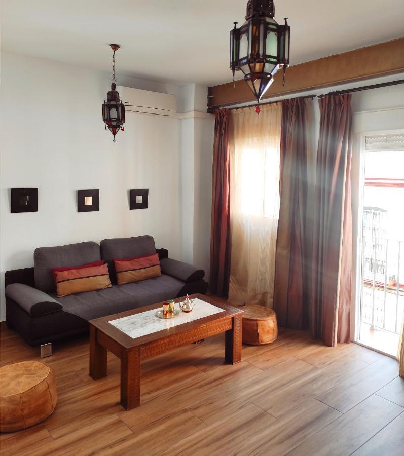 Puerta Real Apartamentos Σεβίλλη Εξωτερικό φωτογραφία